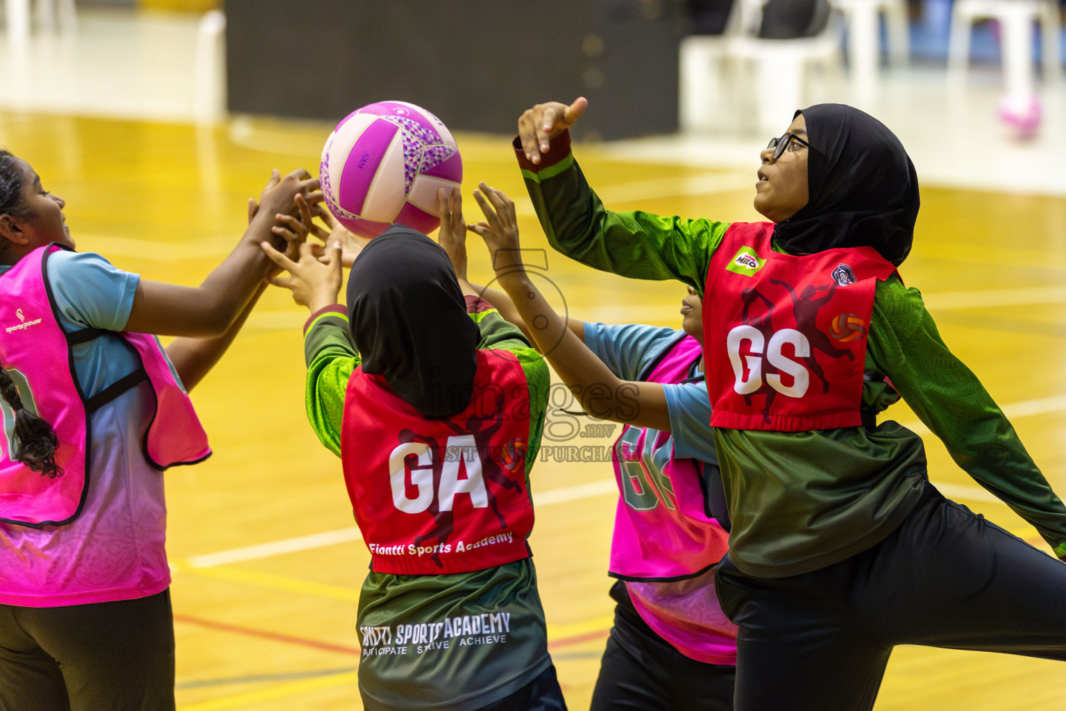 Fionti SC vs Netgen A in Day 6  of 3rd Netball Junior Championship, held at Social Center on Friday 24th January 2025 . Photos: Shuu Abdul Sattar / images.mv