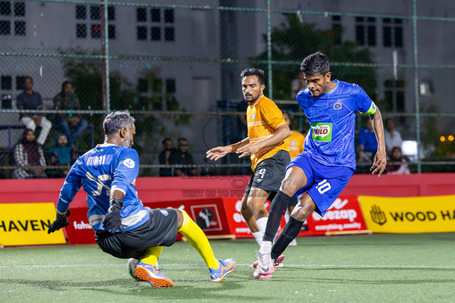 Police Club vs Club Male' City in Day 5 of Office League 2025 was held on Sunday, 20th April 2025 in Hulhumale', Maldives.
Photos: Ismail Thoriq / images.mv
