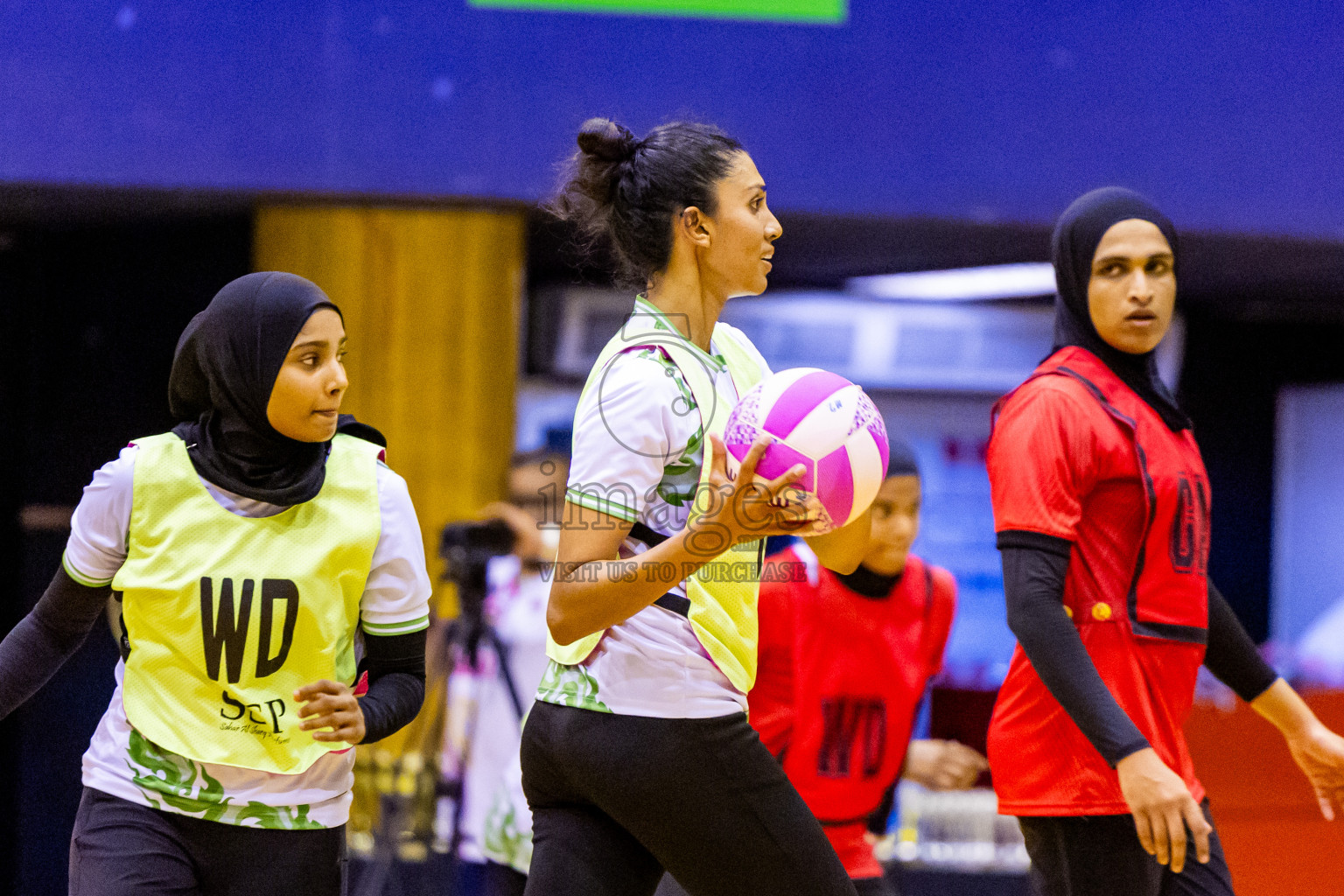 Matrix vs Club green streets in 1st division Final of National Netball Tournament 2025 held in Social Center at Male', Maldives on Thursday, 29th May 2025. Photos: Nausham Waheed / images.mv