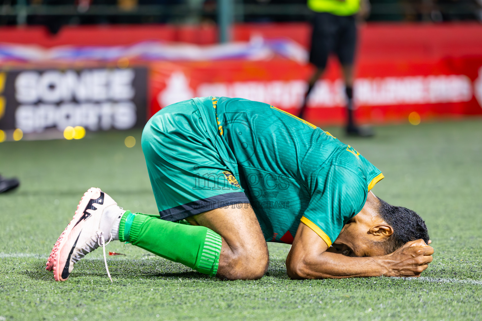 ADh Omadhoo vs ADh Mahibadhoo in Alifu Dhaalu Atoll Final on Day 23 of Golden Futsal Challenge 2025 was held on Monday , 27th January 2025, in Hulhumale', Maldives.
Photos: Ismail Thoriq / images.mv