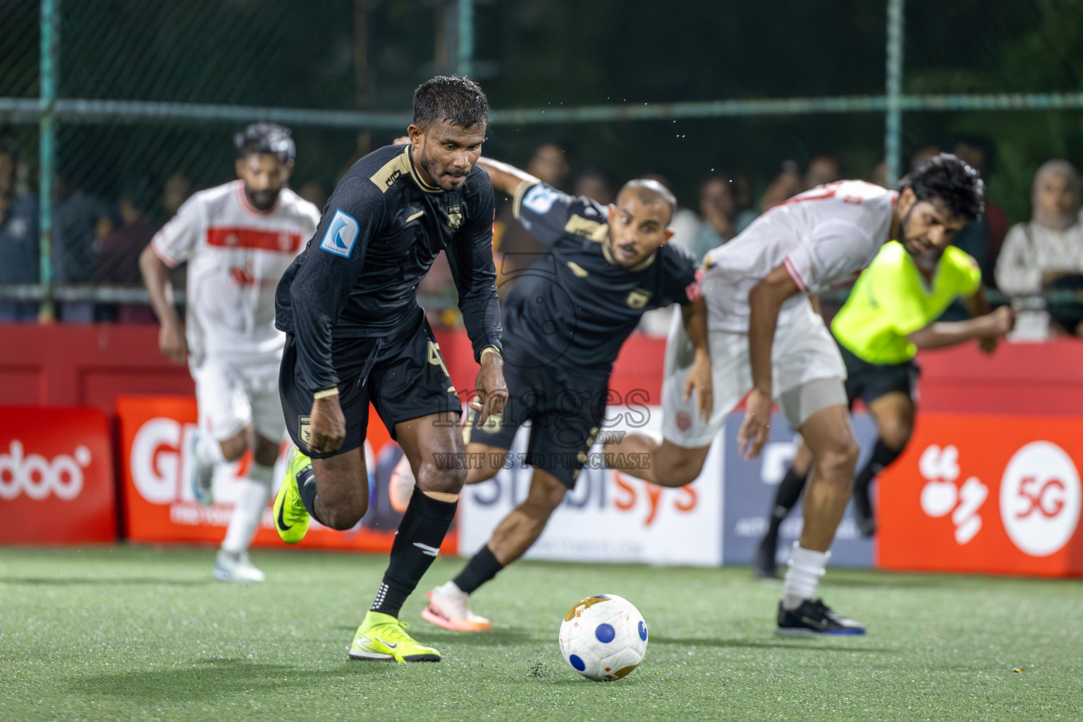 HA Muraidhoo vs HA Dhidhdhoo in Day 1 of Golden Futsal Challenge 2025 on Sunday, 5th January 2025, in Hulhumale', Maldives
Photos: Ismail Thoriq / images.mv