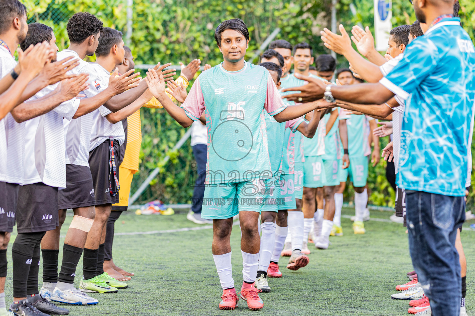 Resort League 2025 Raa Zone - Final Match
Joali vs kothaifaru in Resort League 2025 (Raa Zone) was held on Thursday, 21th august 2025 in JOALI Maldives Resort, Raa Atoll, Maldives. Photos: Areef Adam / images.mv