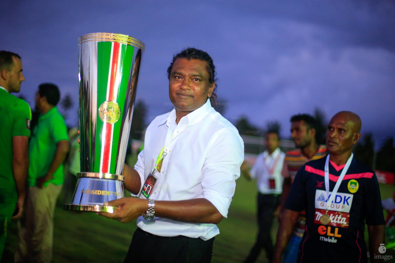 President's Cup finals between New Radiant Sports Club and Maziya Sports and Recreation Club, Male, Maldives, Saturday, October. 10, 2015.  (Images.mv Photo/ Hussain Sinan).