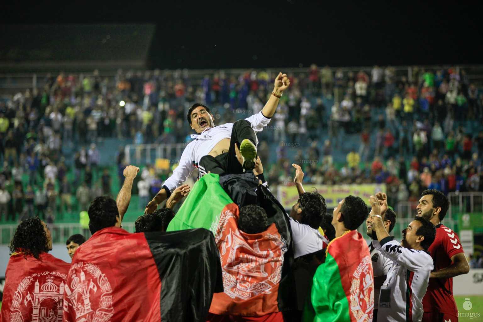 Afghanistan players celebrate after winning the SAFF Championship 2013, Kathmandu, Nepal, Satuday, November. 11, 2015.  (Images.mv Photo/ Hussain Sinan).