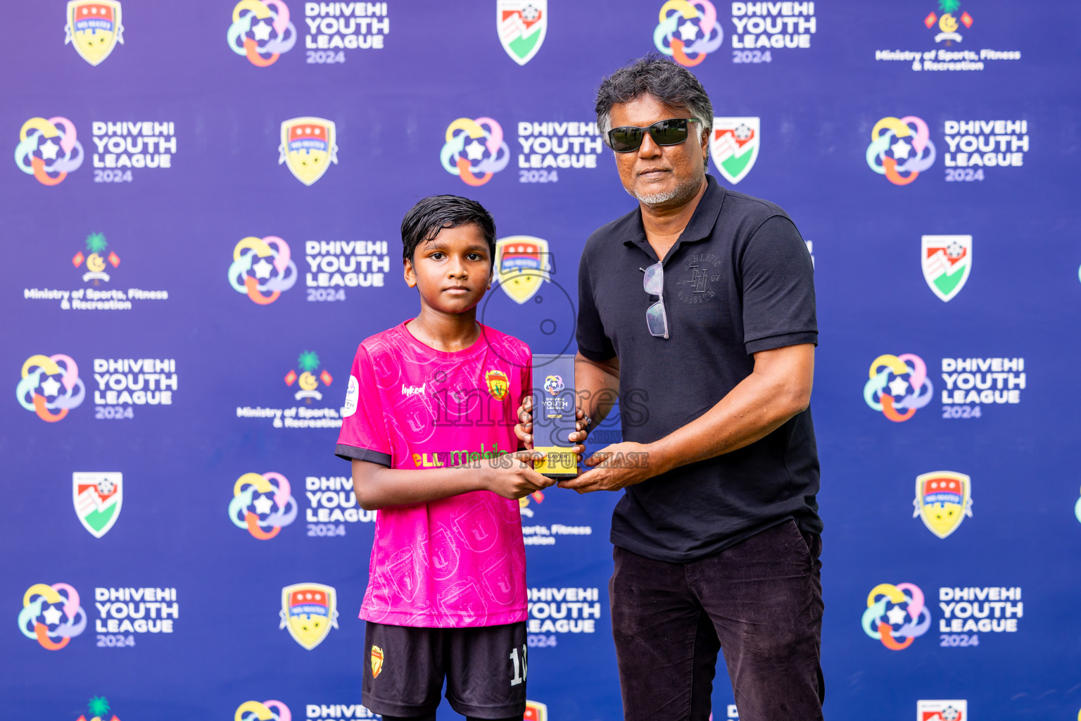 Club Eagles vs United Victory (U12) in Day 11 of Dhivehi Youth League 2024 held at Henveiru Stadium on Tuesday, 17th December 2024. Photos: Nausham Waheed / Images.mv