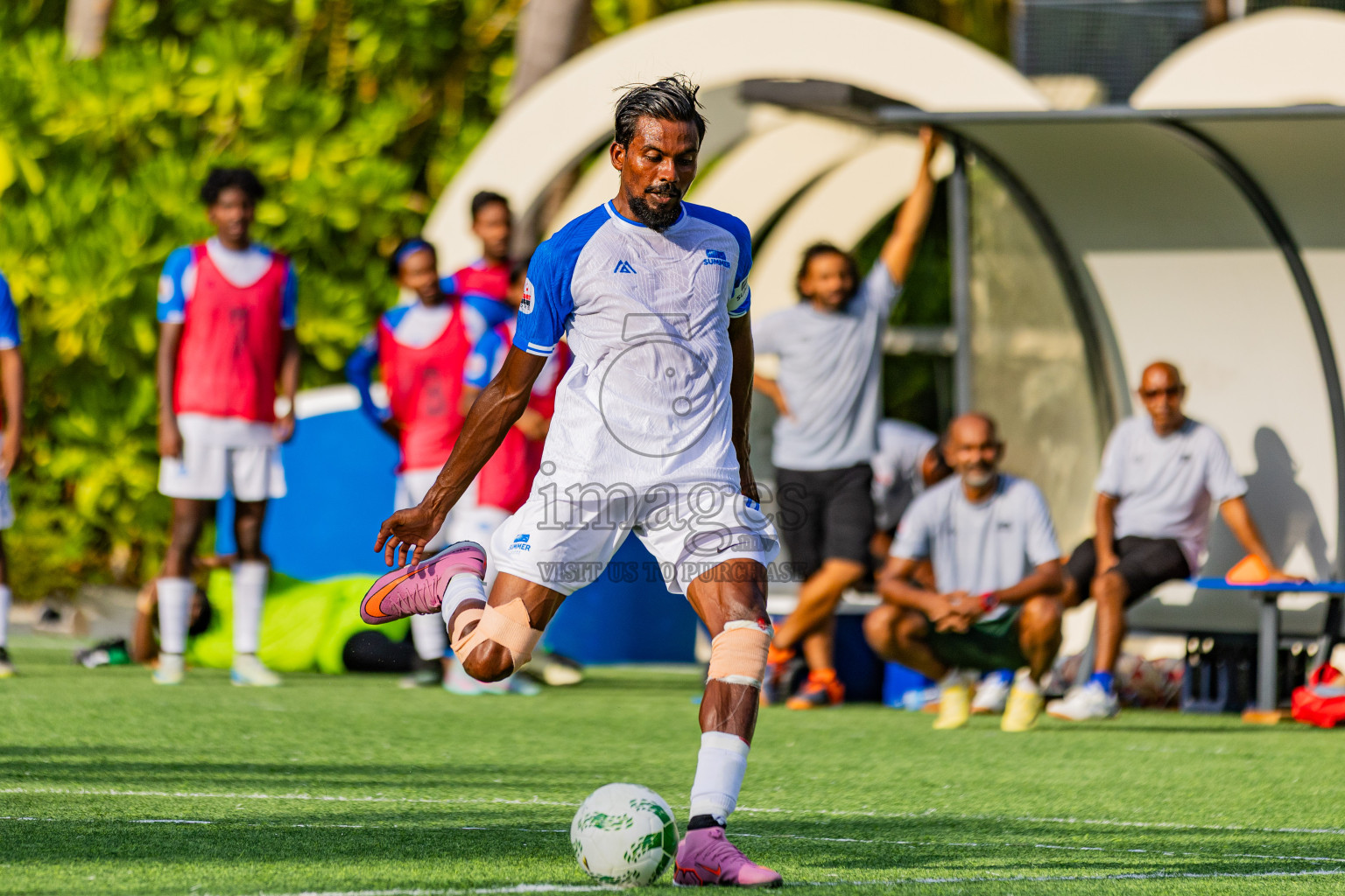 VARU vs SUMMER Island in Resort League 2025 (North Male Zone) day 7 was held on Tuesday, 9th September 2025 in One And Only Reethi Rah Maldives Resort, Photos: Areef Adam / images.mv