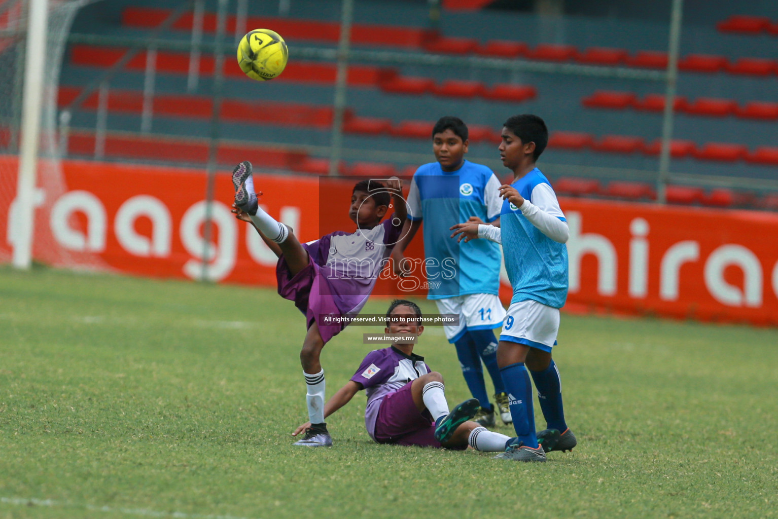 Hiriya School vs LH.EDU.CENTRE in MAMEN Inter School Football Tournament 2019 (U13) in Male, Maldives on 19th April 2019 Photos: Hassan Simah/images.mv