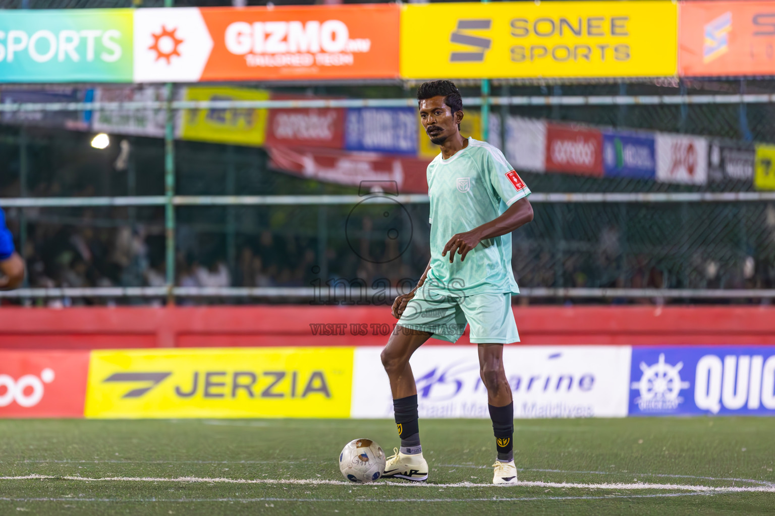 B Kendhoo vs B Thulhaadhoo in Day 21 of Golden Futsal Challenge 2024 was held on Sunday , 4th February 2024 in Hulhumale', Maldives
Photos: Ismail Thoriq / images.mv