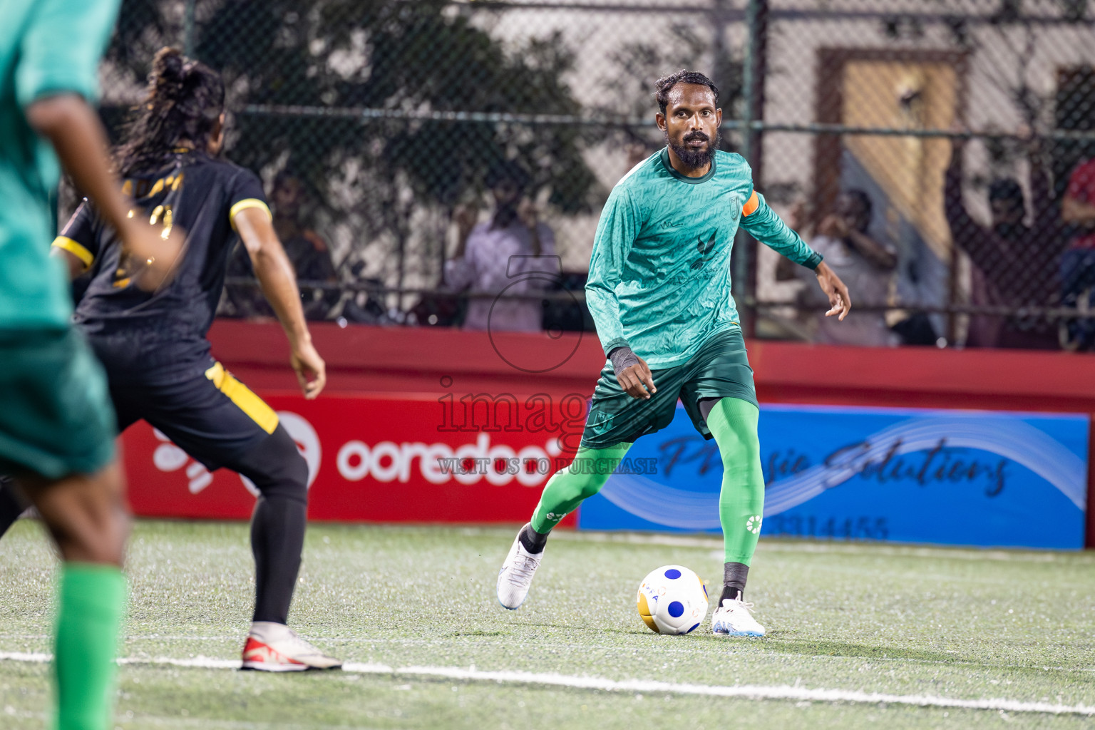 HDh Nolhivaranfaru vs HDh Hanimaadhoo in Day 9 of Golden Futsal Challenge 2025 was held on Monday, 13th January 2025, in Hulhumale', Maldives
Photos: Ismail Thoriq / images.mv