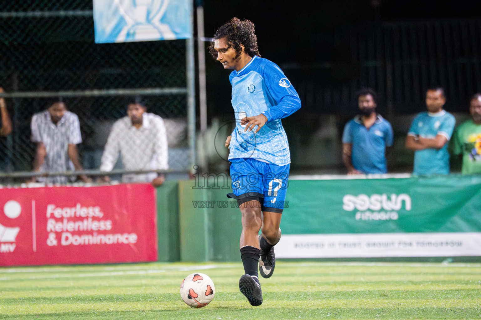 Foemathi VS Laamu Blues in Day 3 - Fonadhoo Youth Futsal Challenge 2025 held in Fonadhoo Futsal Stadium, L. Fonadhoo, Maldives on Tuesdat, 28th October 2025 Photos: Arif Rasheed / images.mv