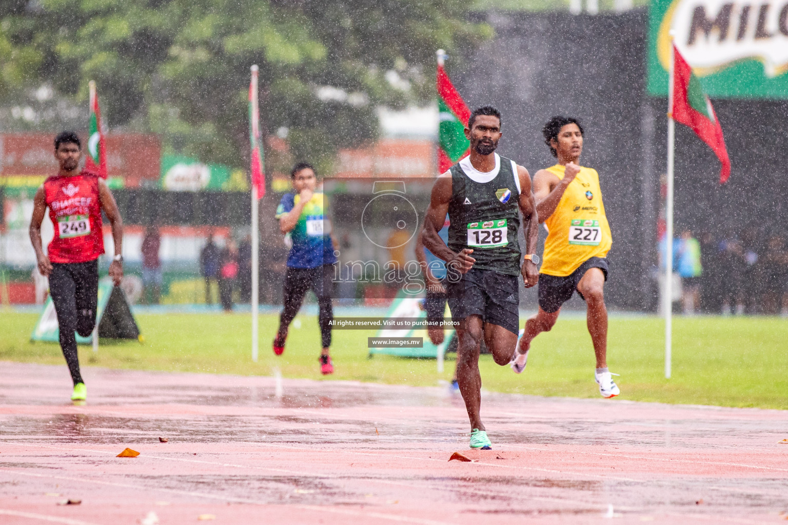 Day 2 of National Athletics Championship 2023 was held in Ekuveni Track at Male', Maldives on Friday, 24th November 2023. Photos: Hassan Simah / images.mv