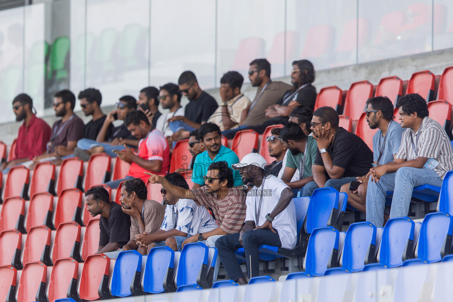 CC Sports Club VS Aajeelakah Eydhafushi FA in Day 6 of Eydhafushi Cup 2025 held in Eydhafushi Football Stadium at B. Eydhafushi, Maldives on Wednesday, 10th September 2025. Photos: Arif Rasheed / images.mv