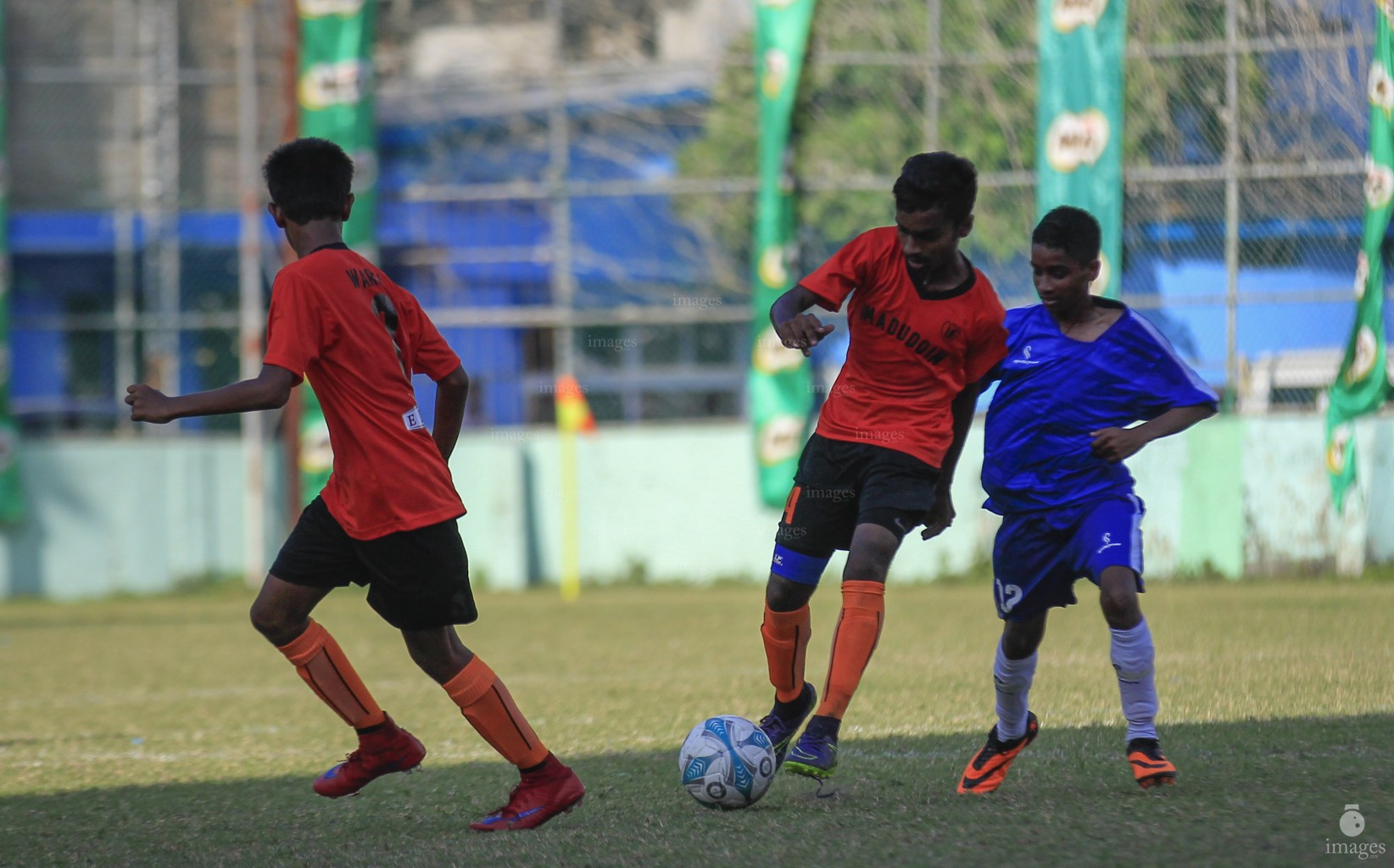 Interschool Football U14: Jamaaludheen vs Imaduddin , Friday, March 4, 2016. (Images.mv Photo: Mohamed Ahsan)