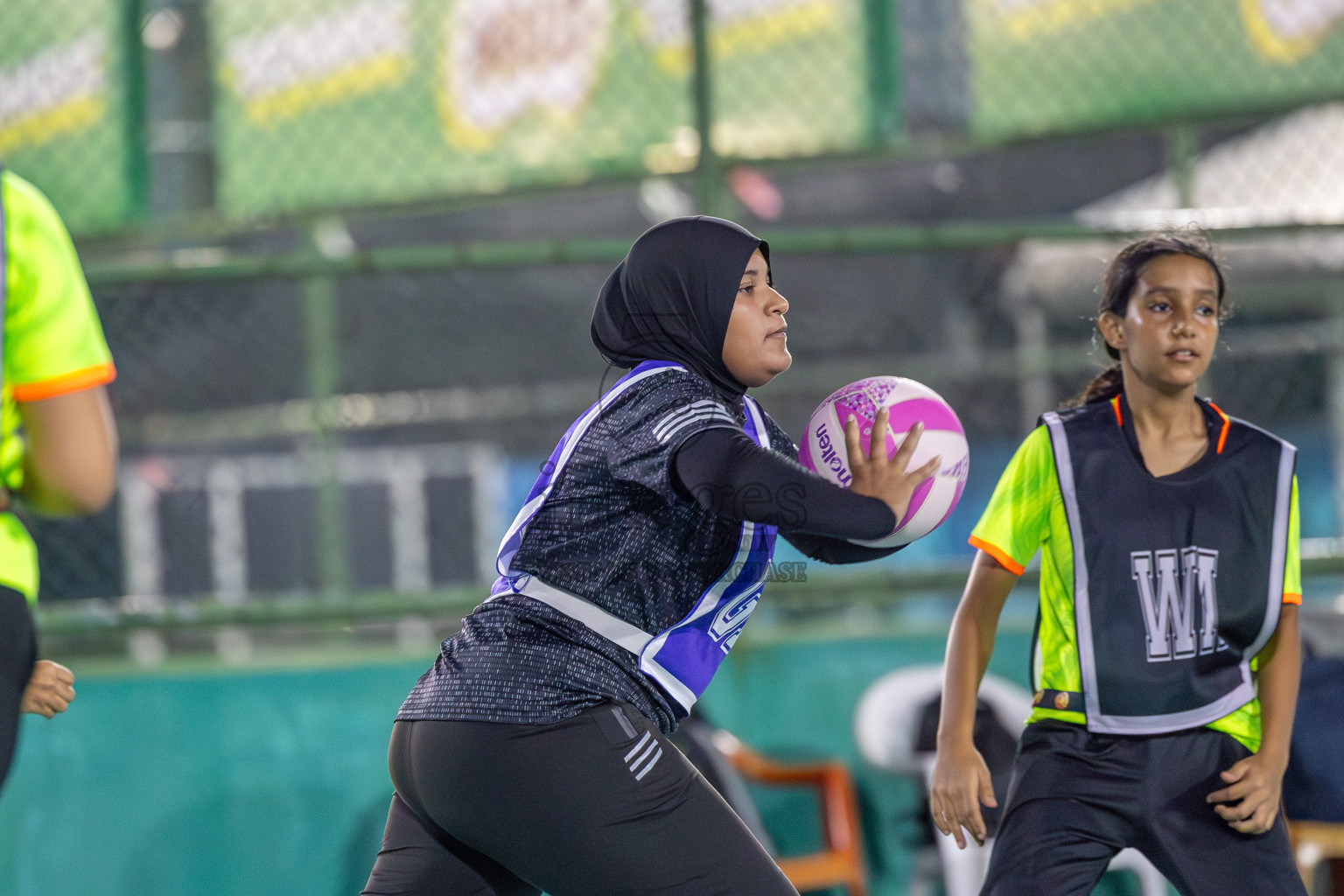 Sports Club Shining Star vs Sports Club Shining Skylark in Division 1 of National Netball Tournament 2025 held in Ekuveni Netball Court at Male', Maldives on Friday, 23rd May 2025. Photos: Mohamed Mahfooz Moosa / images.mv