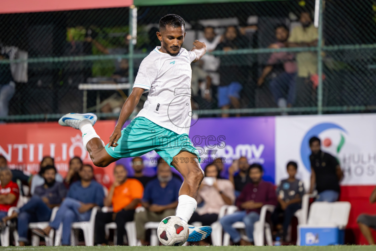 RRC vs MPL in Semi Finals of Club Maldives Cup 2024 held in Rehendi Futsal Ground, Hulhumale', Maldives on Monday, 14th October 2024. Photos: Ismail Thoriq / images.mv