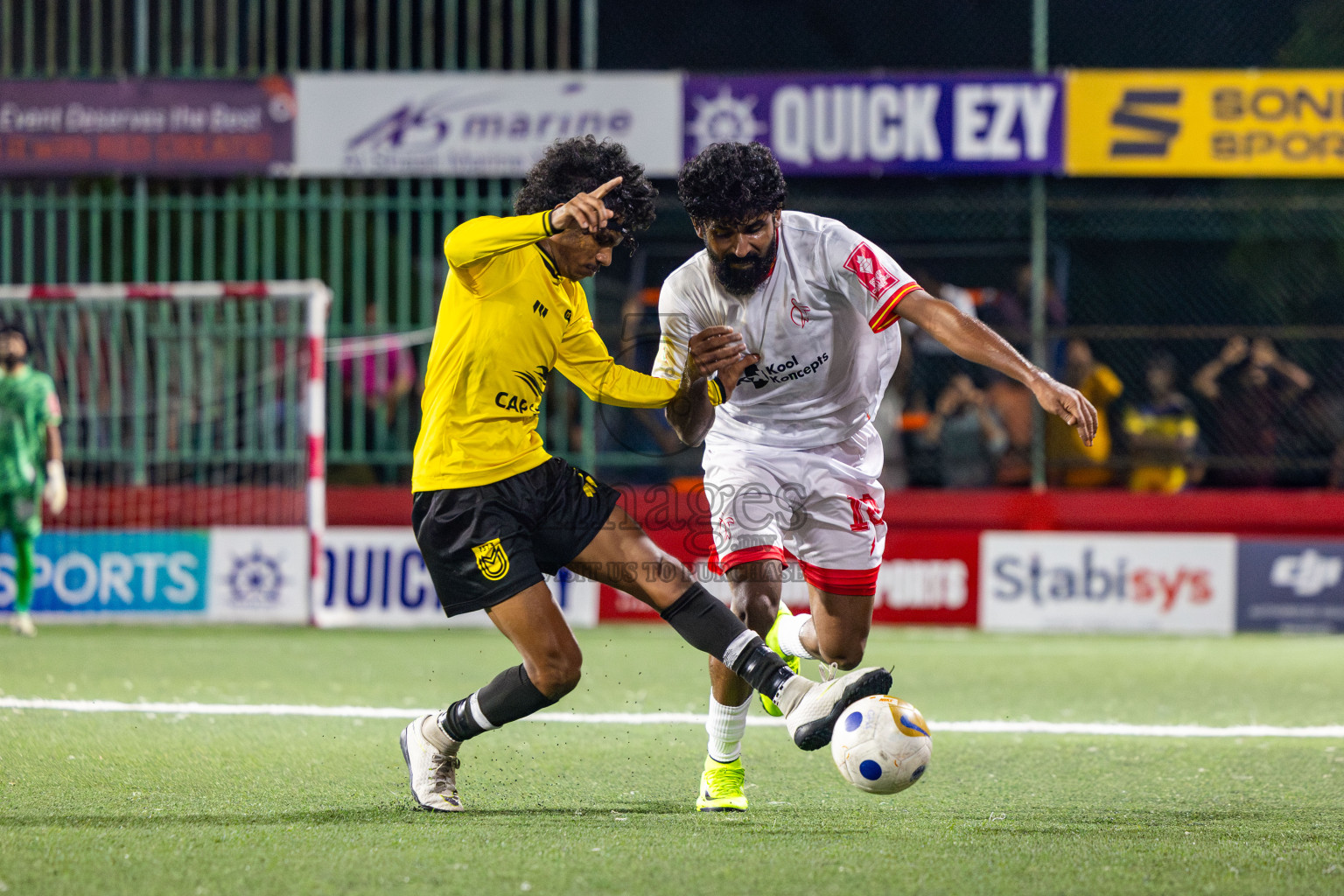 F Magoodhoo vs F Dharanboodhoo in Day 21 of Golden Futsal Challenge 2025 was held on Saturday , 25th January 2025, in Hulhumale', Maldives. Photos: Nausham Waheed / images.mv