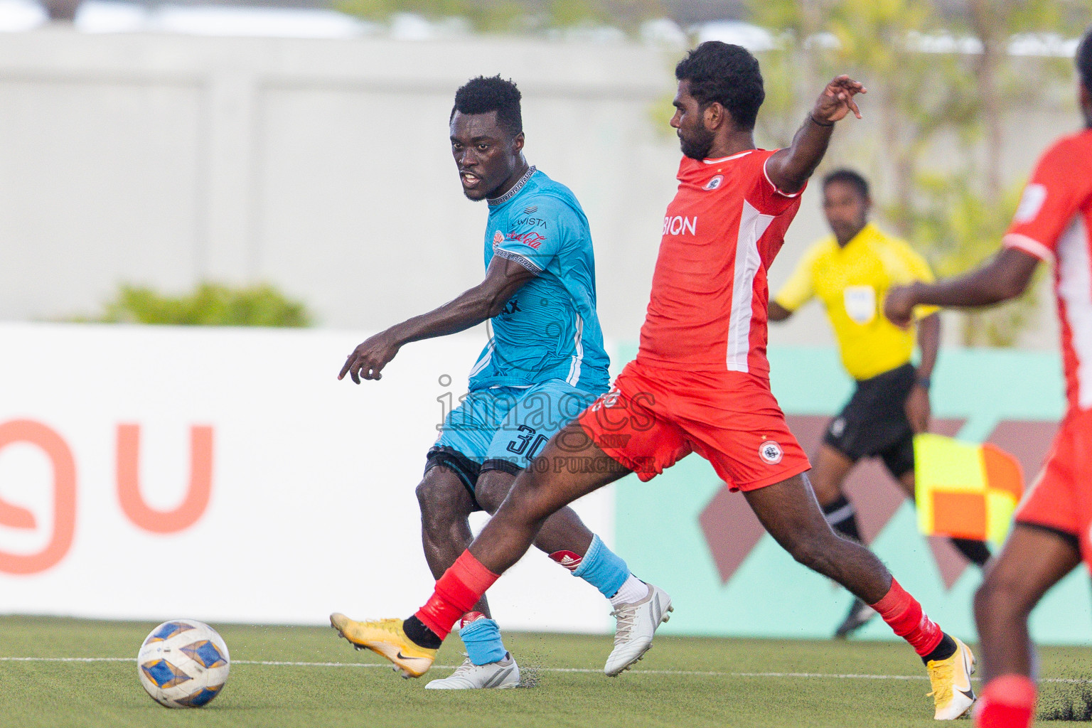 Semi Finals Match 01 Irumathi FC VS CC Sports Club in Day 7 of Eydhafushi Cup 2025 held in Eydhafushi Football Stadium at B. Eydhafushi, Maldives on Friday, 12th September 2025. Photos: Arif Rasheed / images.mv