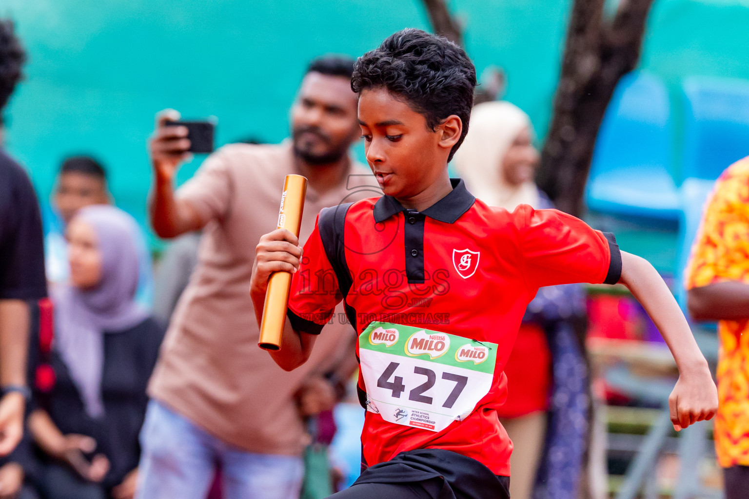 Day 6 of Inter-school Athletics Championship 2025 held in Ekuveni Synthetic Track, Male', Maldives on Sunday, 12th October 2025. Photos by: Nausham Waheed / Images.mv