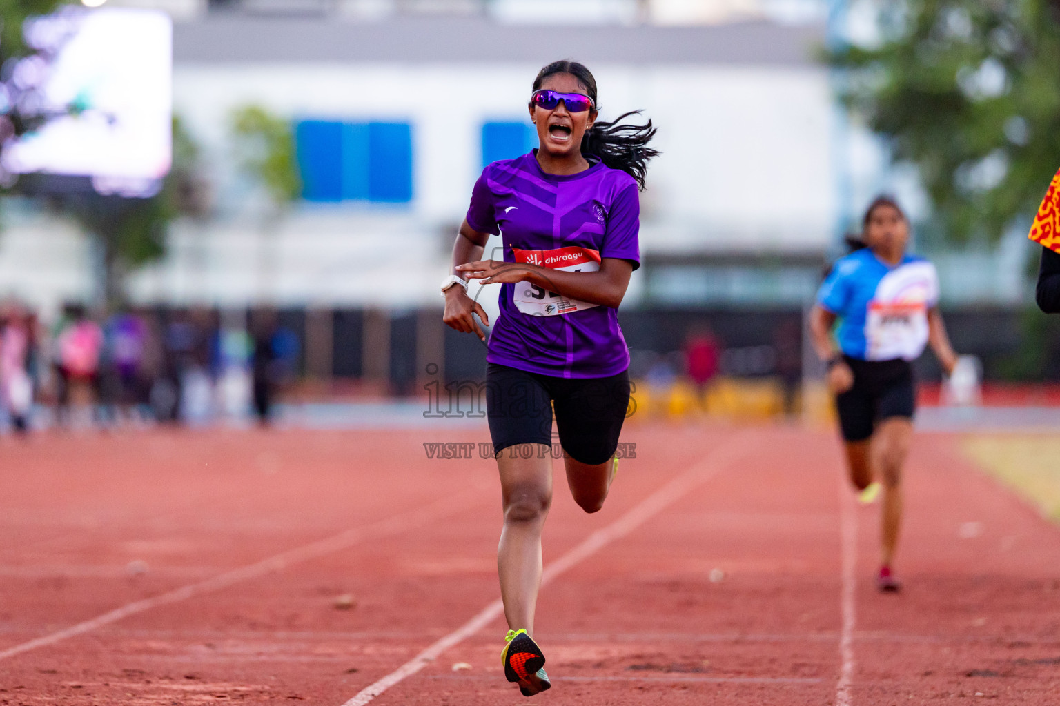 Day 4 of Inter-school Athletics Championship 2025 held in Ekuveni Synthetic Track, Male', Maldives on Thursday, 09th October 2025. Photos by: Nausham Waheed / Images.mv