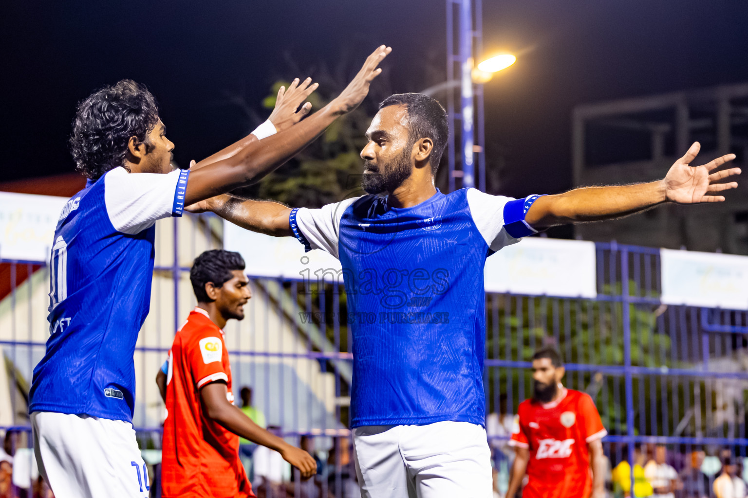Kudarikilu vs Hithaadhoo in Day 1 of Better in Baa Futsal Fiesta 2025 Men's division held in B. Eydhafushi, Maldives on Wednesday, 5th November 2025. Photos: Nausham Waheed / images.mv