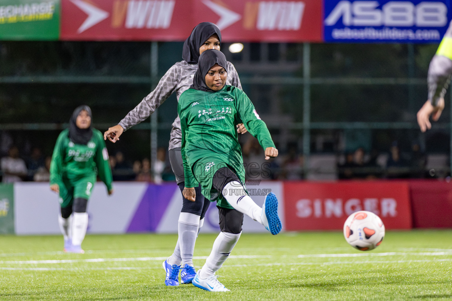Team Dharumavantha vs Team Badhahi in Eighteen Thirty Classic of Club Maldives Cup 2025 held in Rehendi Futsal Ground, Hulhumale', Maldives on Thursday, 4th September 2025. Photos: Yasna Ahmed / images.mv