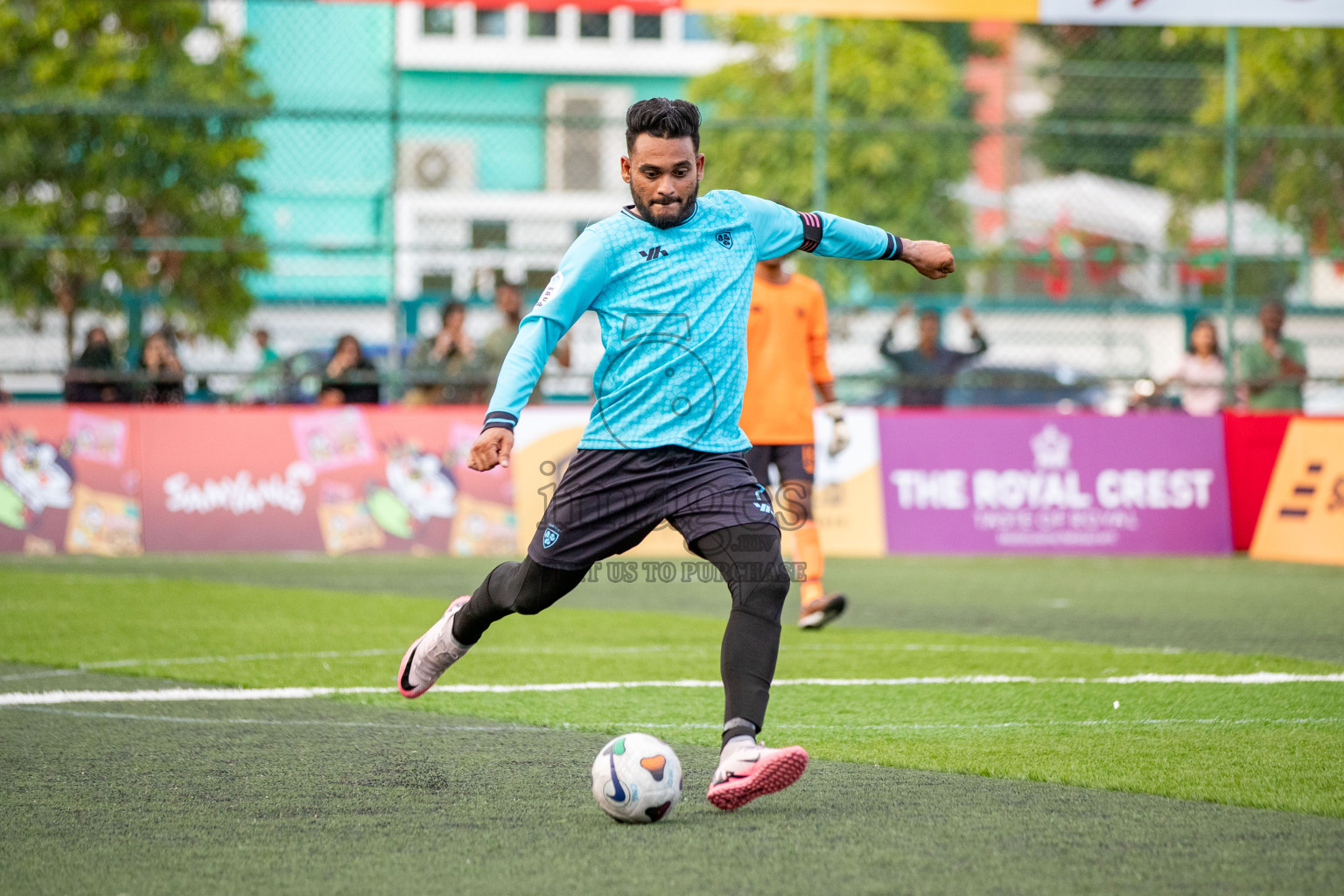 CLUB NDA vs HES CLUB in Club Maldives Classic 2024 held in Rehendi Futsal Ground, Hulhumale', Maldives on Friday, 6th September 2024. 
Photos: Hassan Simah / images.mv