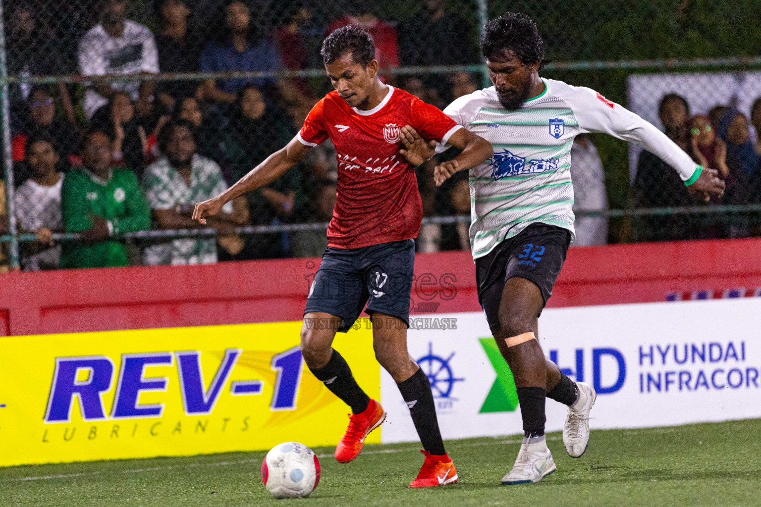 HDh Nolhivaran vs HDh Kumundhoo in Day 6 of Golden Futsal Challenge 2024 was held on Saturday, 20th January 2024, in Hulhumale', Maldives
Photos: Ismail Thoriq / images.mv