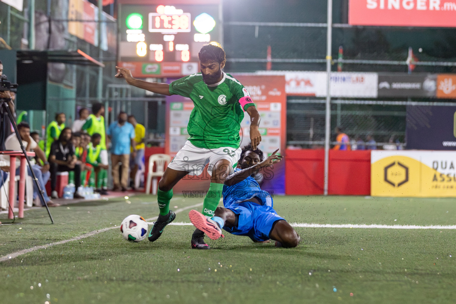 CLUB HDC vs CLUB FEN in Club Maldives Cup 2024 held in Rehendi Futsal Ground, Hulhumale', Maldives on Monday, 23rd September 2024. 
Photos: Mohamed Mahfooz Moosa / images.mv