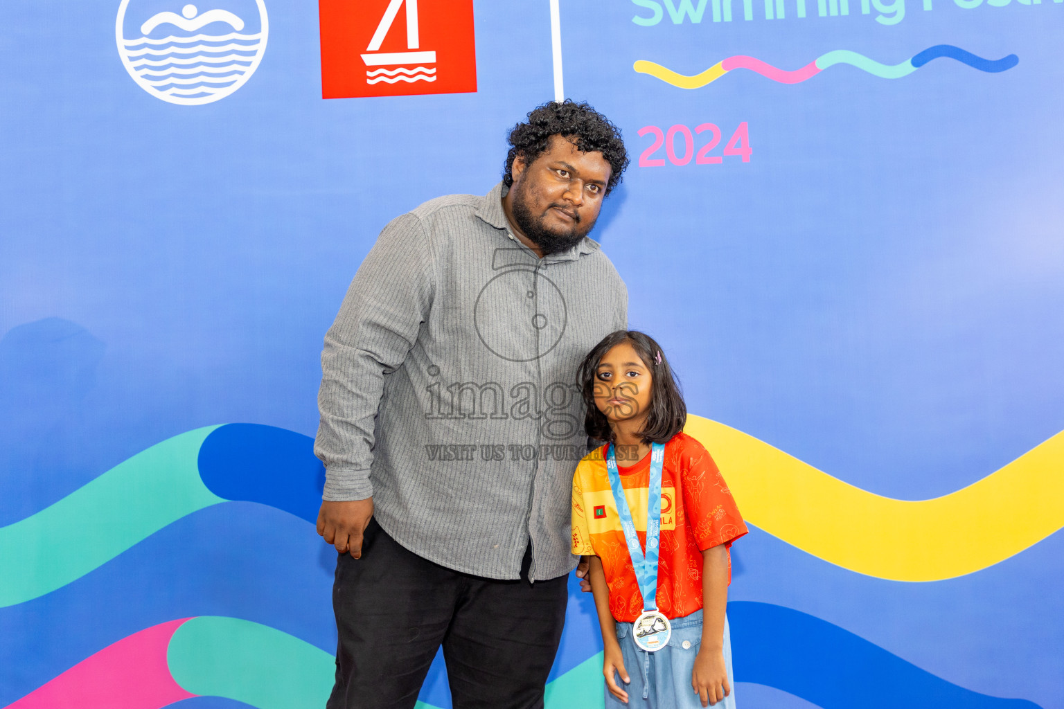 Closing of BML 5th National Swimming Kids Festival 2024 held in Hulhumale', Maldives on Saturday, 23rd November 2024.
Photos: Ismail Thoriq / images.mv