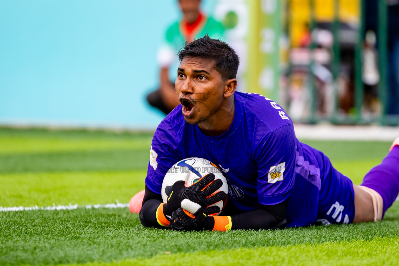 Raiymandhoo FC vs Dee Cee Jay SC in Day 1 of Laamehi Dhiggaru Ekuveri Futsal Challenge 2024 was held on Friday, 26th July 2024, at Dhiggaru Futsal Ground, Dhiggaru, Maldives Photos: Nausham Waheed / images.mv