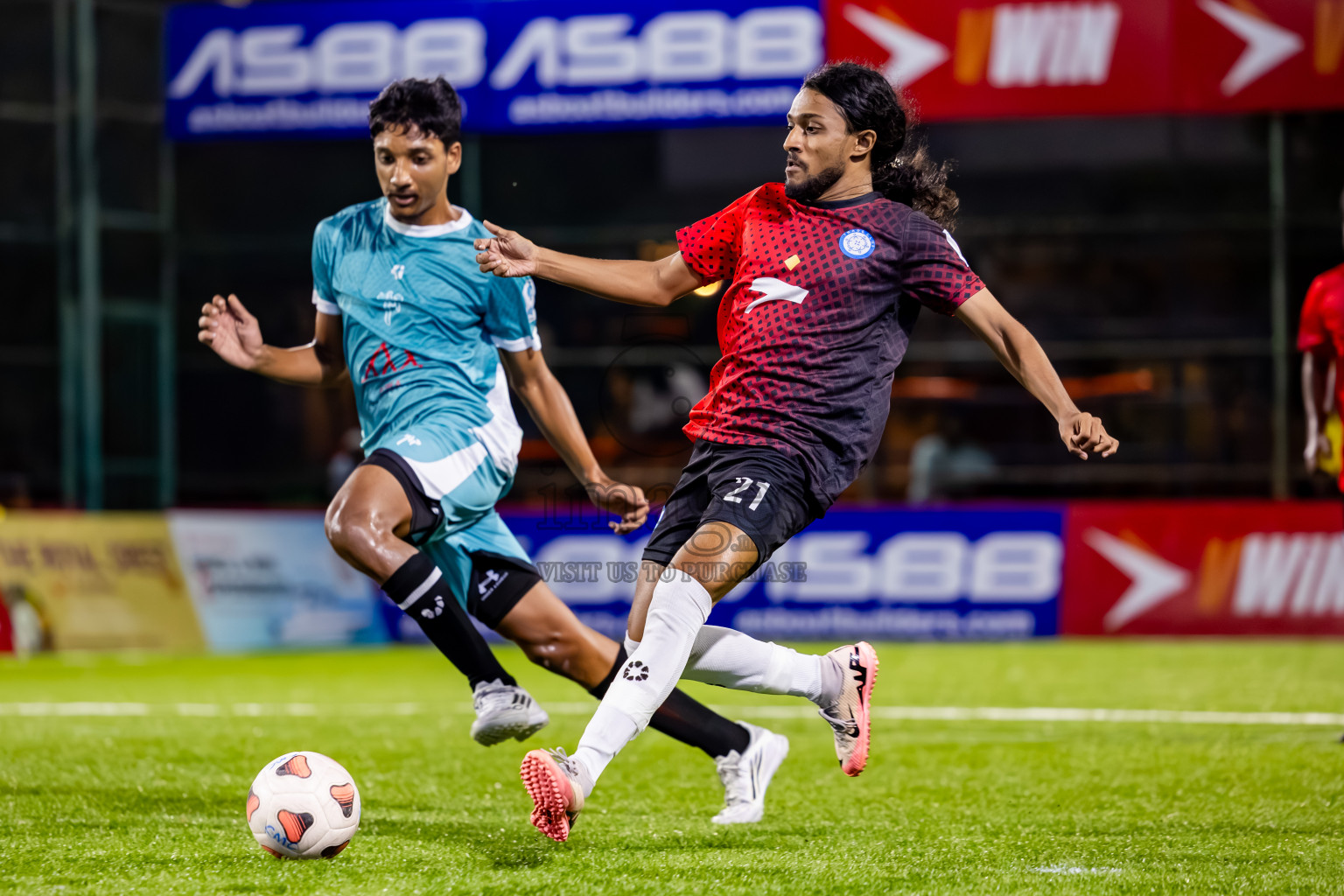Trade Club vs Dhaahily Club in Club Maldives Cup Claasic 2025 was held in Rehendi Futsal Ground, Hulhumale', Maldives on Sunday, 21st September 2025. Photos: Nausham Waheed / images.mv