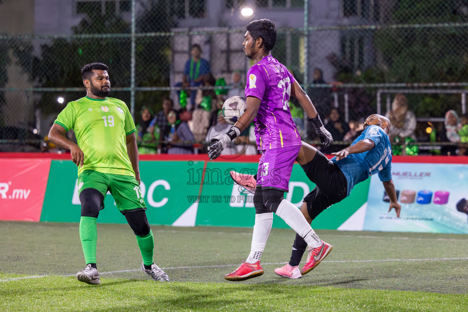 Team DJA VS Trade Club in Club Maldives Classic 2024 held in Rehendi Futsal Ground, Hulhumale', Maldives on Saturday, 14th September 2024. 
Photos: Hassan Simah / images.mv