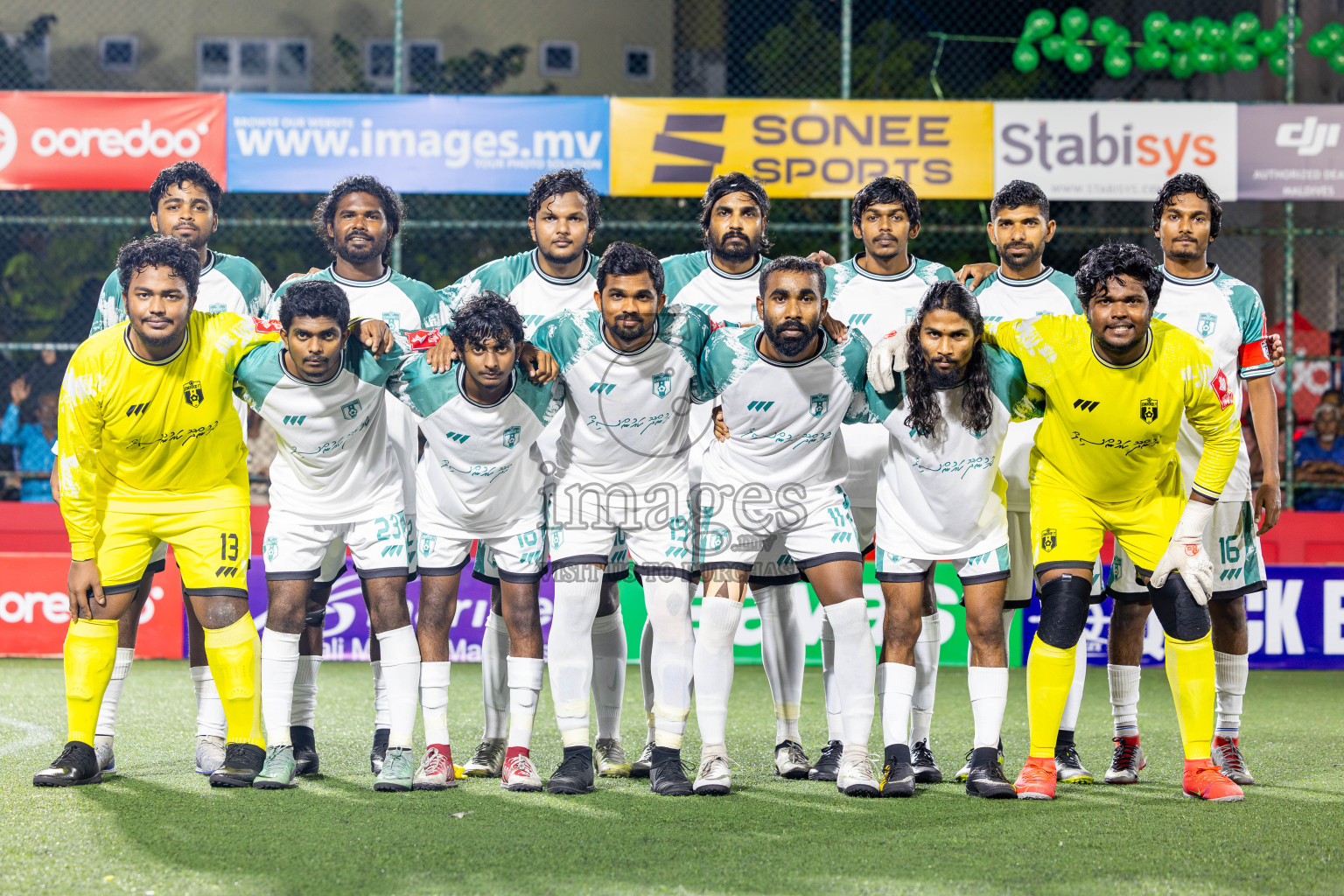 HDh Kumundhoo vs HDh Naivaadhoo in Day 17 of Golden Futsal Challenge 2025 was held on Tuesday, 21st January 2025, in Hulhumale', Maldives. Photos: Nausham Waheed / images.mv