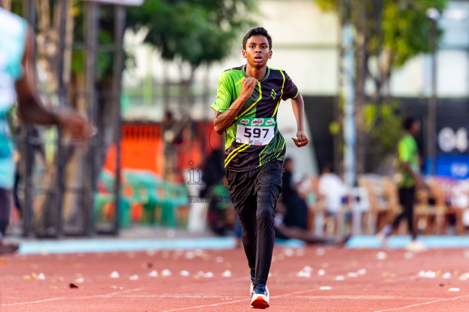 Day 1 of Inter-school Athletics Championship 2025 held in Ekuveni Synthetic Track, Male', Maldives on Monday, 06th October 2025. Photos by: Nausham Waheed / Images.mv