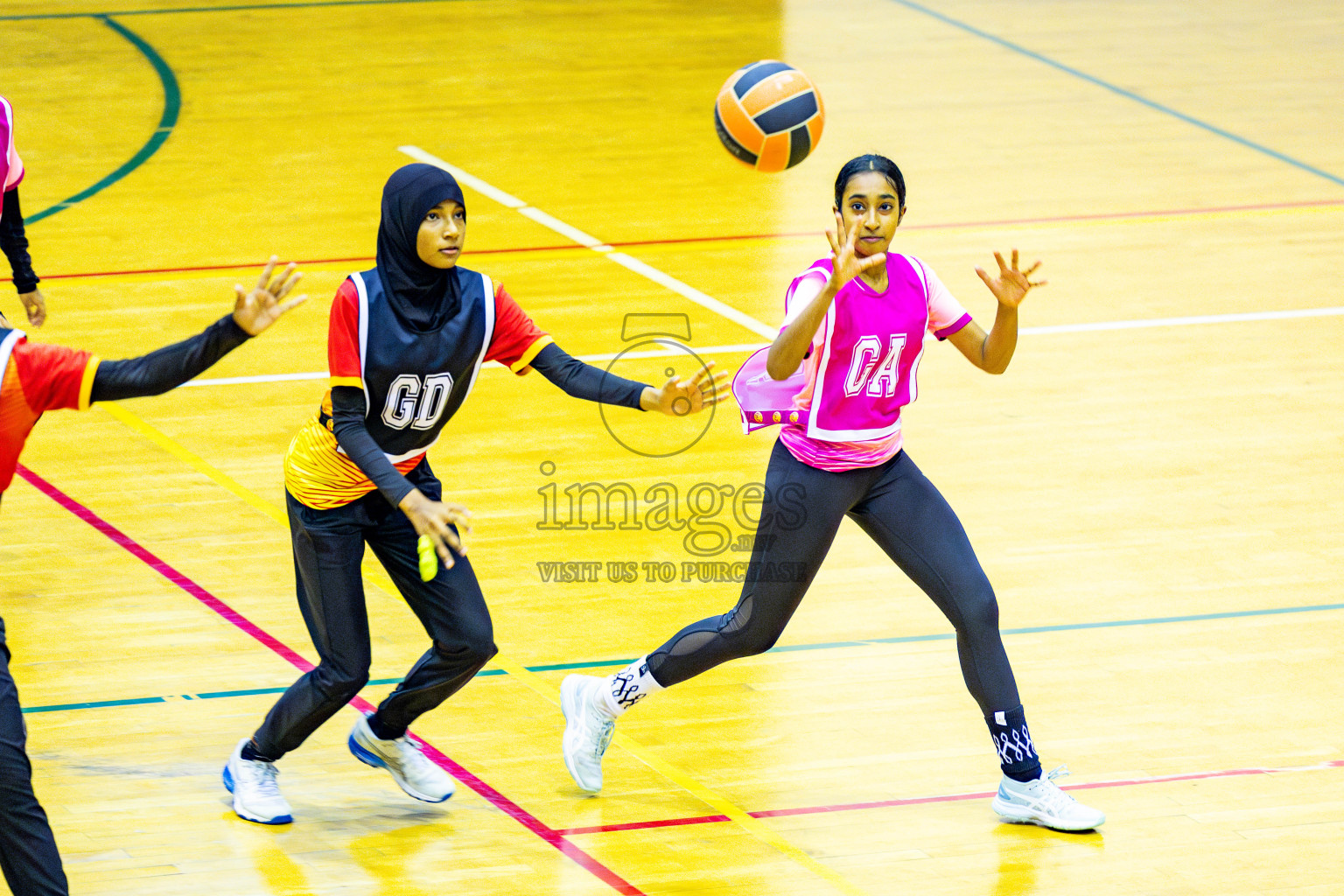 Sports Club Skylark vs Youth United Sports Club in Final of 21st National Netball Tournament was held in Social Canter at Male', Maldives on Monday, 13th May 2024. Photos: Nausham Waheed / images.mv