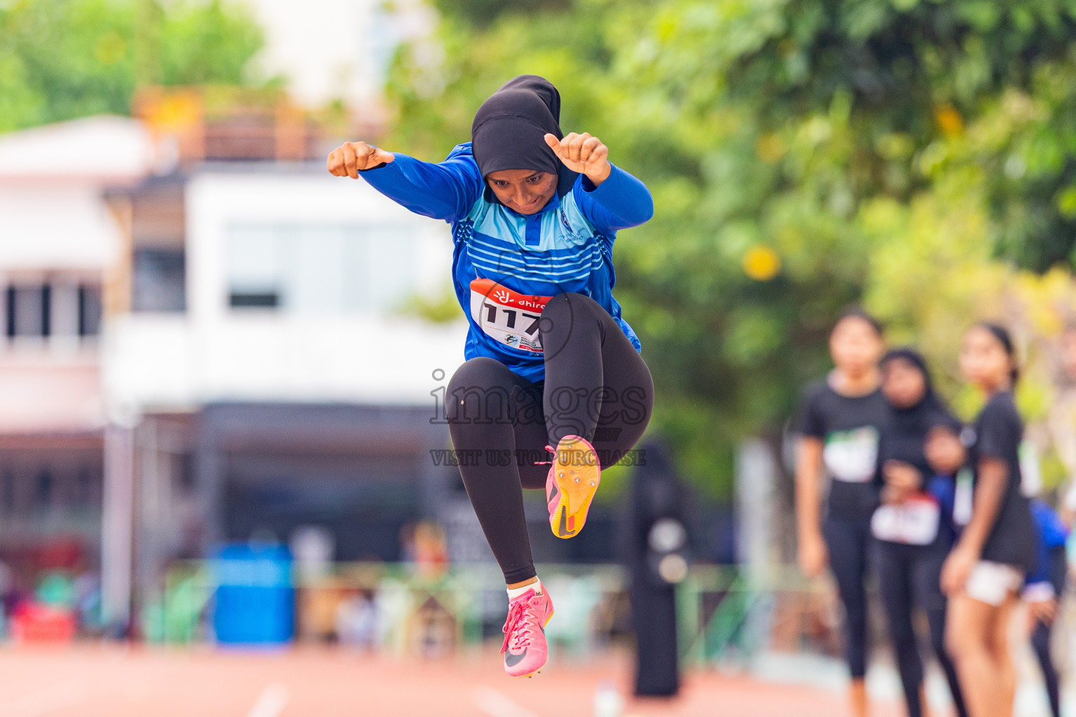 Day 4 of Inter-school Athletics Championship 2025 held in Ekuveni Synthetic Track, Male', Maldives on Thursday, 09th October 2025. Photos by: Areef Adam / Images.mv