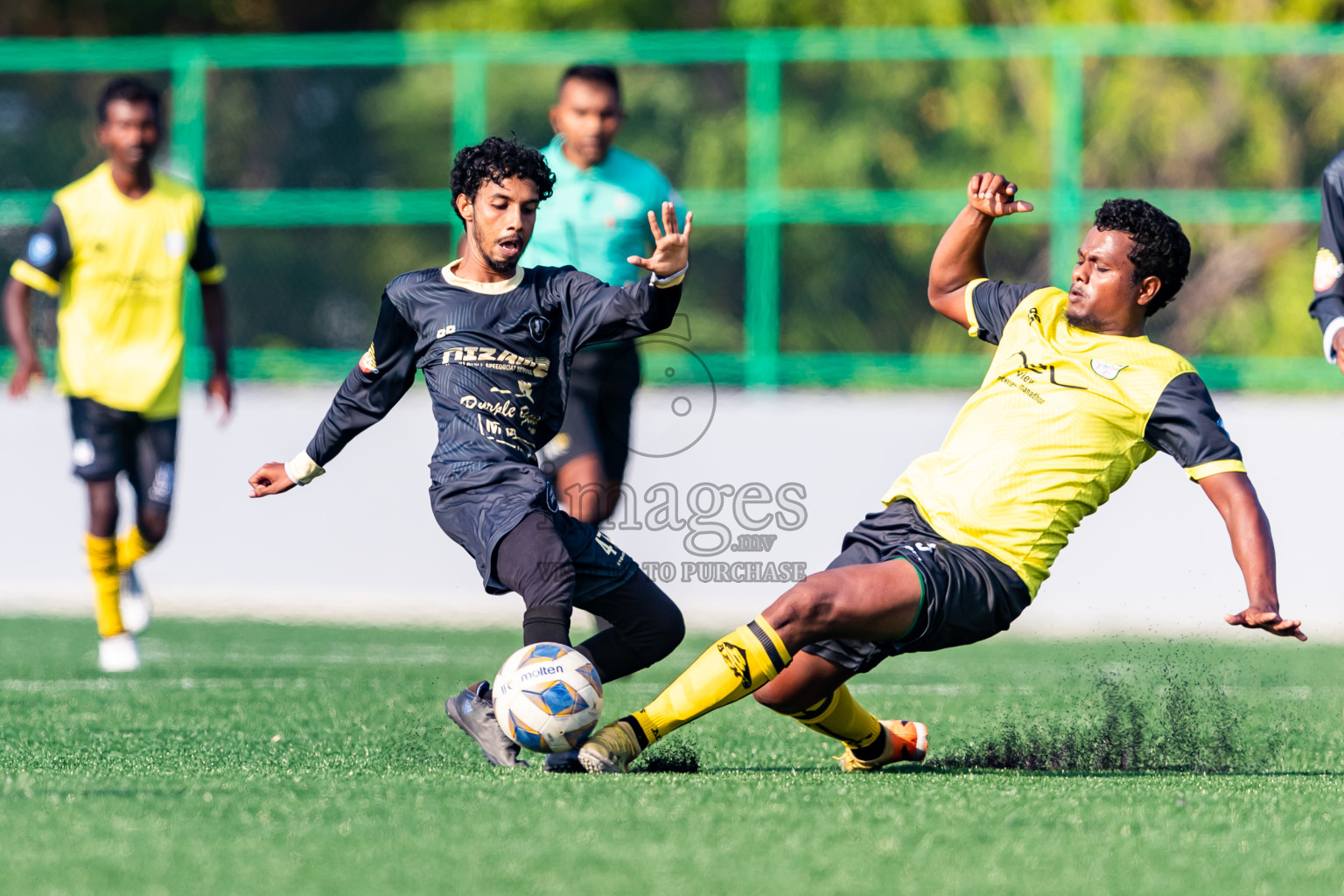 Kanmathi Juniors vs JT Sports from Manadhoo Council Cup 2024 in N Manadhoo Maldives on Wednesday, 21st February 2023. Photos: Nausham Waheed / images.mv