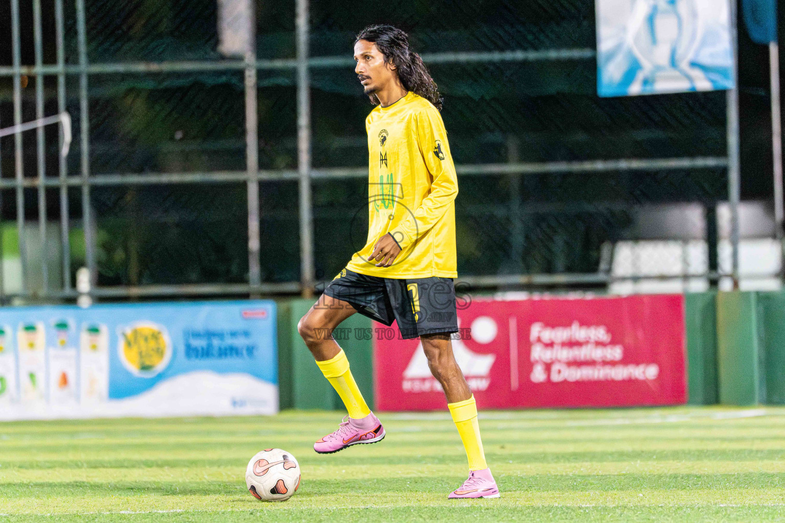 Kanmathi SC VS BEST in Day 4 - Fonadhoo Youth Futsal Challenge 2025 held in Fonadhoo Futsal Stadium, L. Fonadhoo, Maldives on Wednesday, 29th October 2025 Photos: Arif Rasheed / images.mv