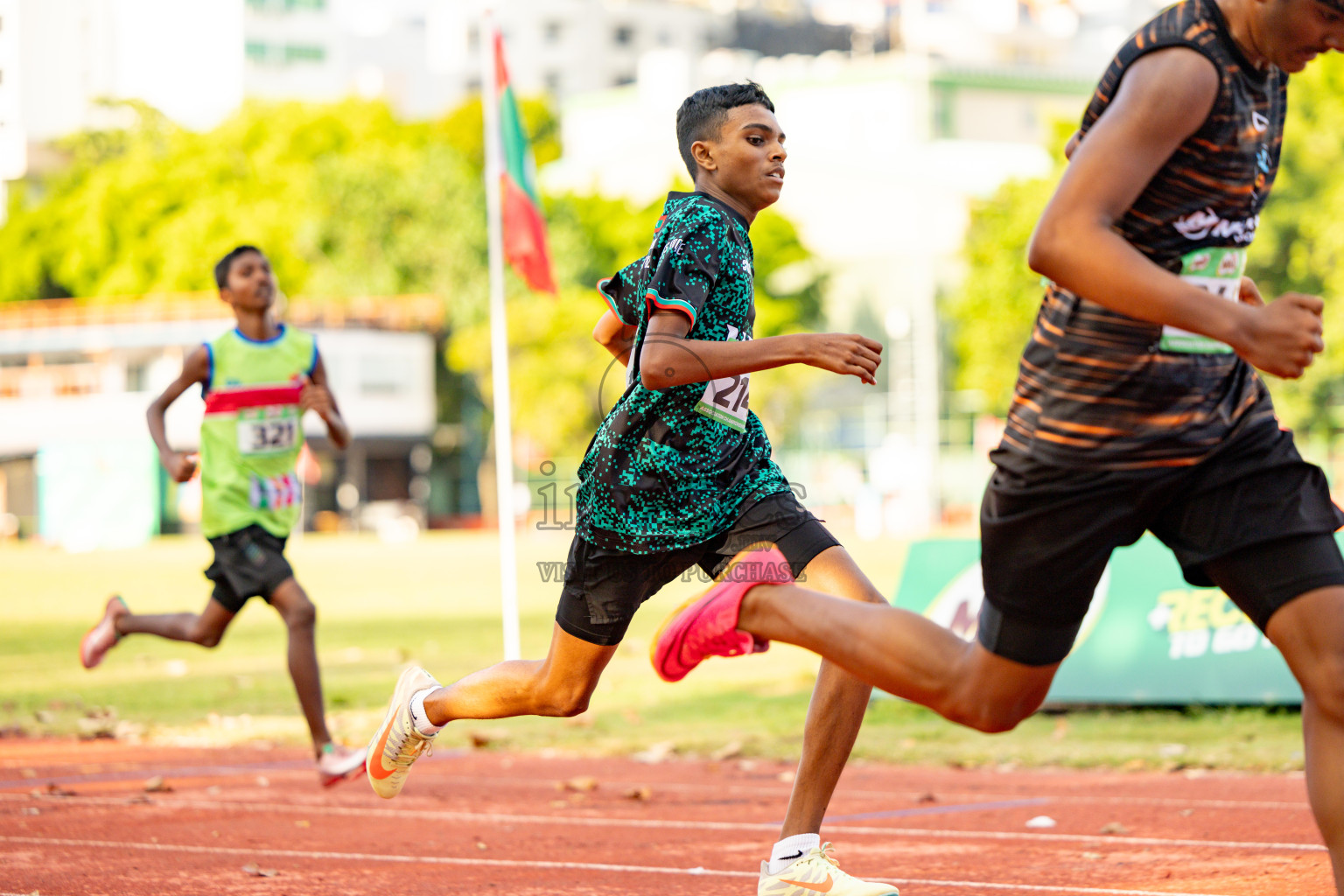 Day 2 of 12th Milo Association Championships was held in Ekuveni Track at Male', Maldives on Friday, 25th April 2025. Photos: Hassan Simah / images.mv