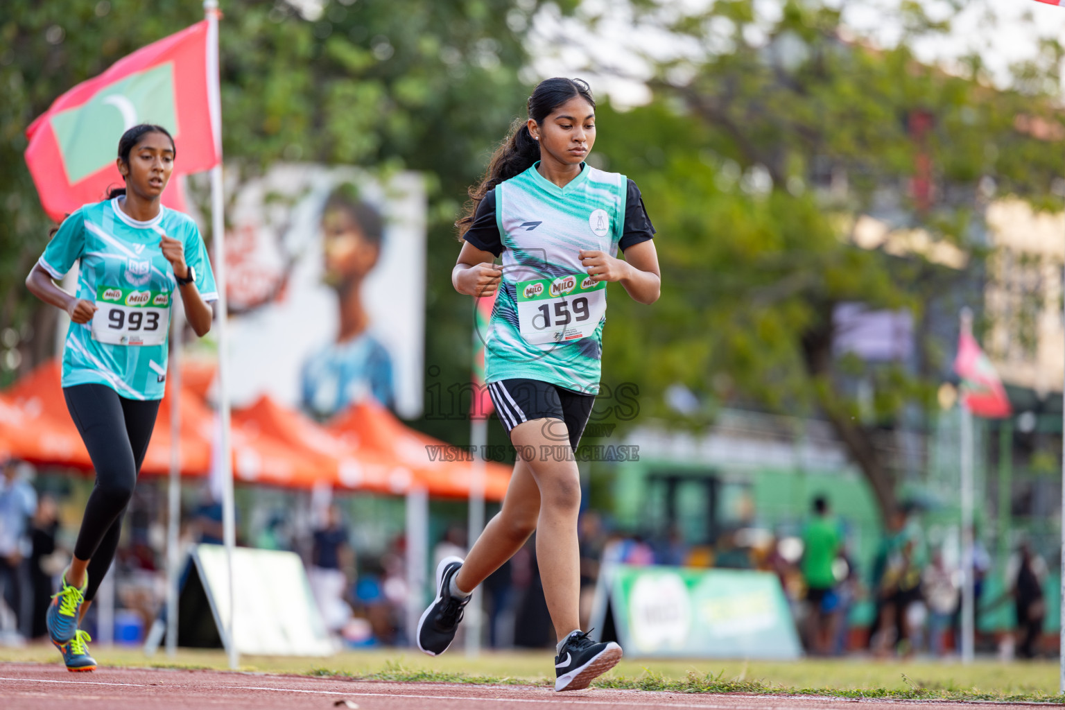Day 4 of Inter-school Athletics Championship 2025 held in Ekuveni Synthetic Track, Male', Maldives on Thursday, 09th October 2025. Photos by: Raaif Yoosuf / Images.mv