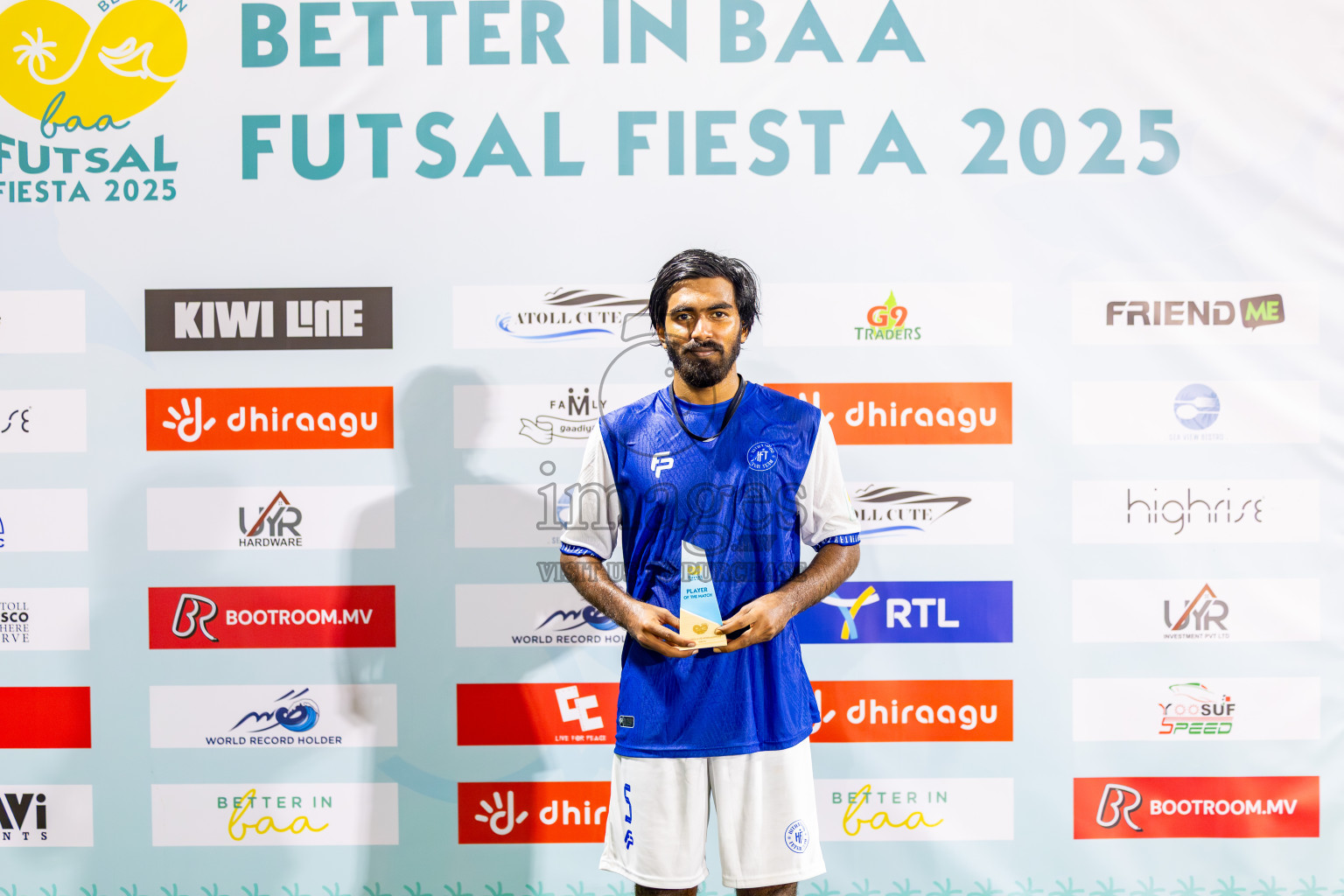 Kudarikilu vs Hithaadhoo in Day 1 of Better in Baa Futsal Fiesta 2025 Men's division held in B. Eydhafushi, Maldives on Wednesday, 5th November 2025. Photos: Nausham Waheed / images.mv