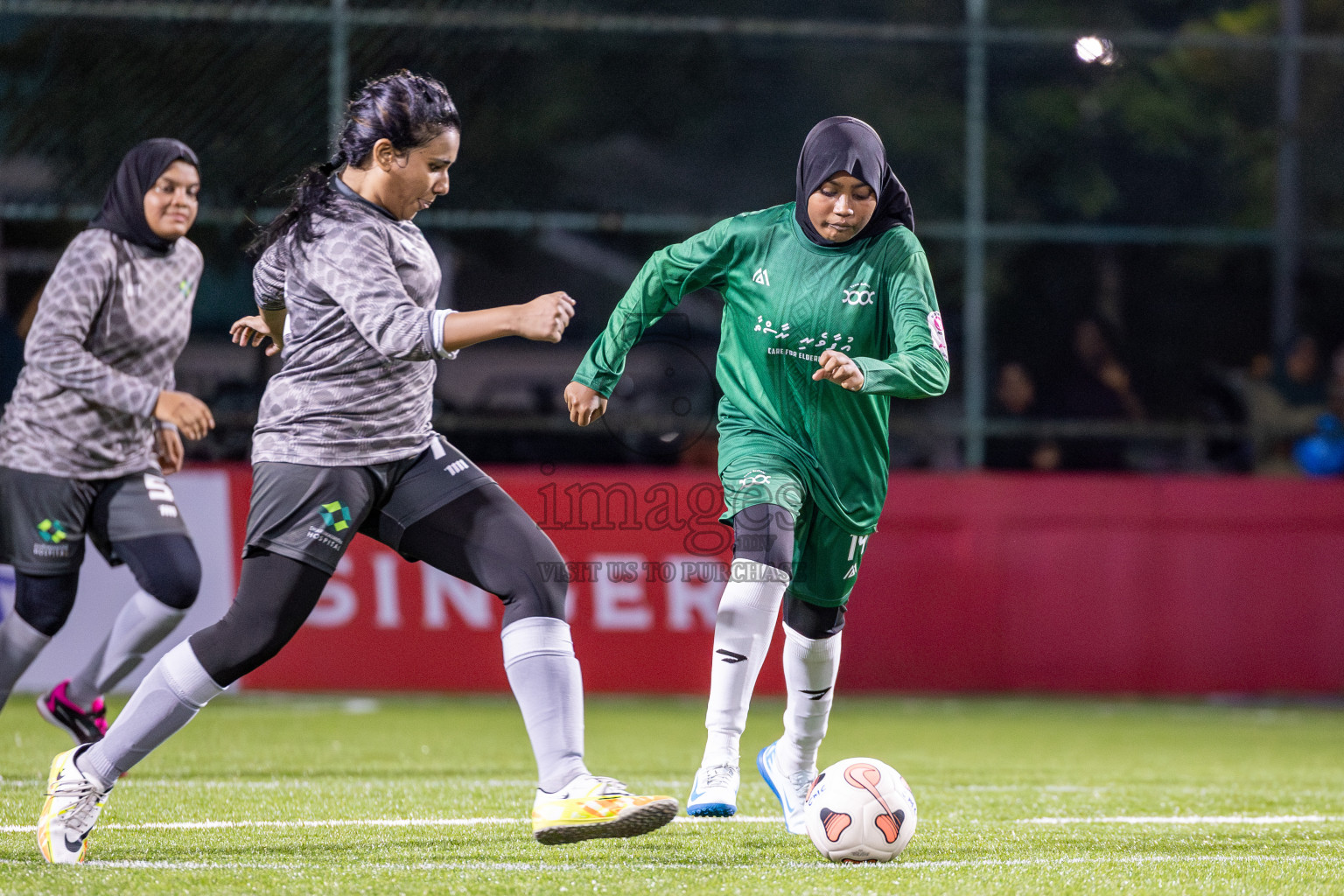 Team Dharumavantha vs Team Badhahi in Eighteen Thirty Classic of Club Maldives Cup 2025 held in Rehendi Futsal Ground, Hulhumale', Maldives on Thursday, 4th September 2025. Photos: Ismail Thoriq / images.mv