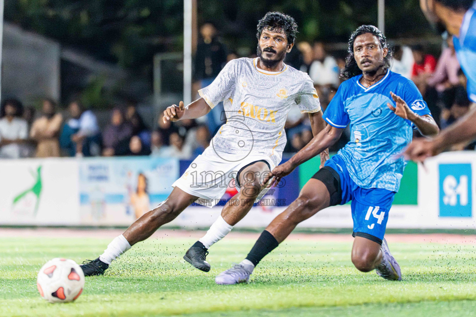 Foemathi VS Lecrose SC in Day 5 - Fonadhoo Youth Futsal Challenge 2025 held in Fonadhoo Futsal Stadium, L. Fonadhoo, Maldives on Thursday, 30th October 2025 Photos: Arif Rasheed / images.mv