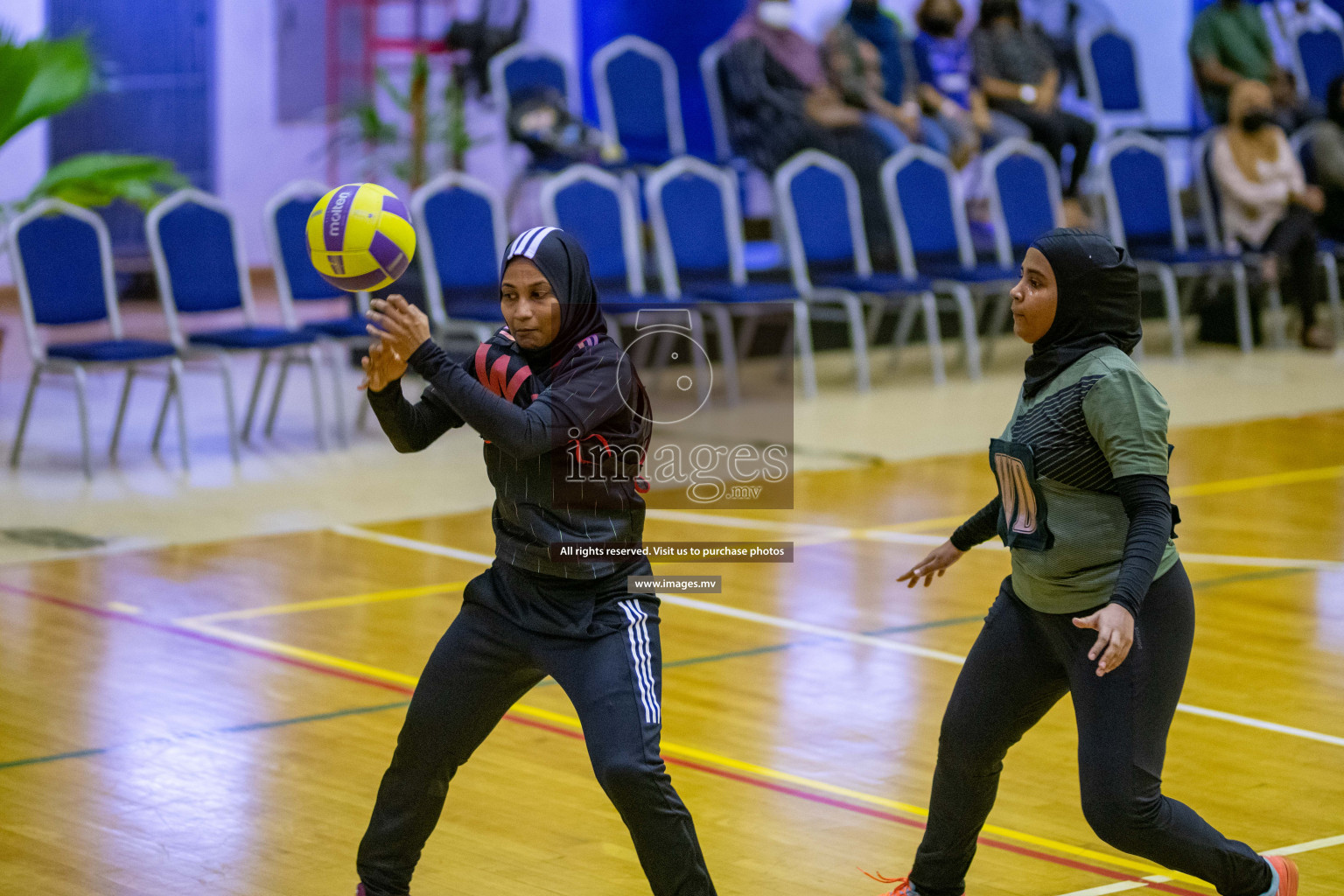 Kulhudhuffushi Youth & R.C vs Club Green Streets in the Finals of Milo National Netball Tournament 2021 (Women's) held on 5th December 2021 in Male', Maldives Photos: Ismail Thoriq / images.mv