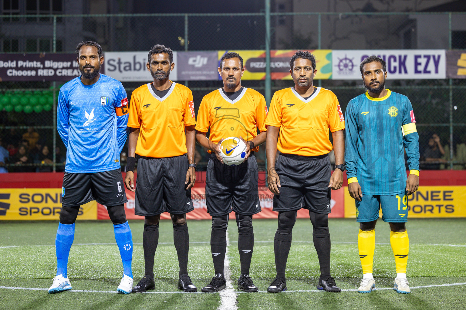 HDh. Hanimaadhoo vs HDh. Neykurendhoo in Day 1 of Golden Futsal Challenge 2025 on Sunday, 5th January 2025, in Hulhumale', Maldives 
Photos: Nausham Waheed / images.mv