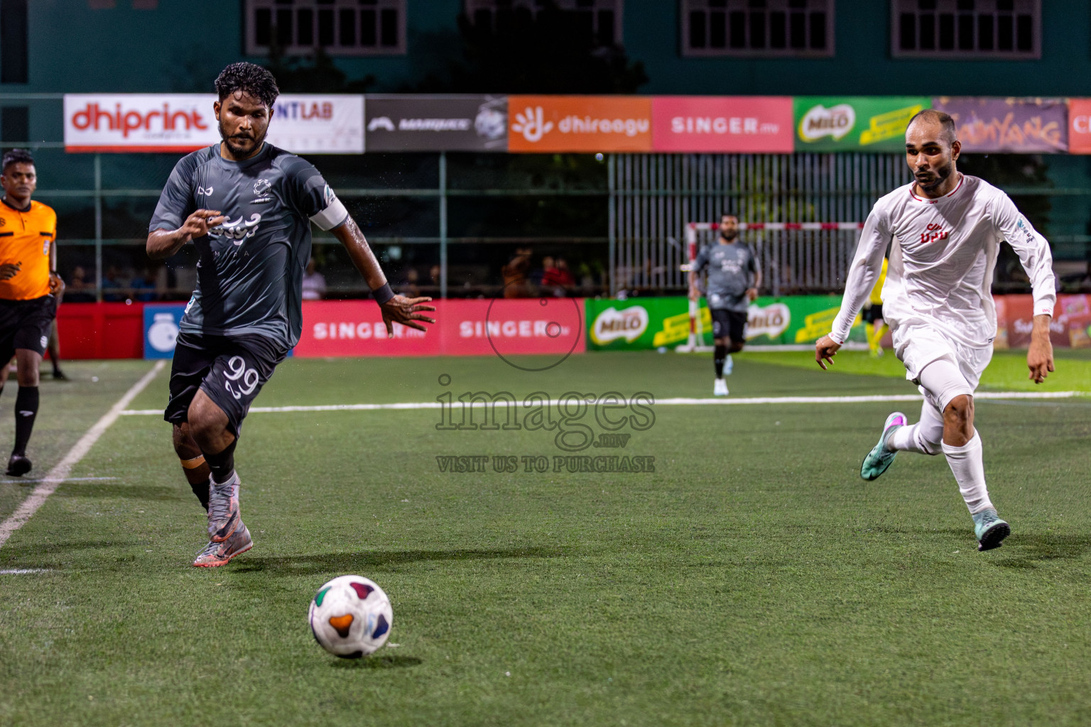 CRIMINAL COURT vs MIRA RC in Club Maldives Classic 2024 held in Rehendi Futsal Ground, Hulhumale', Maldives on Wednesday, 11th September 2024. 
Photos: Hassan Simah / images.mv