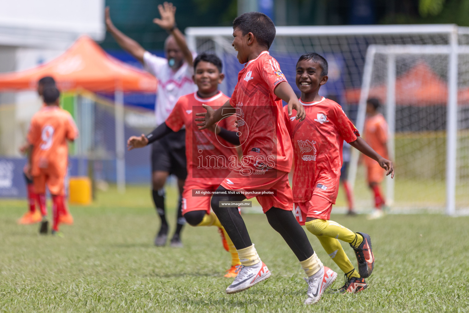 Day 2 of Nestle kids football fiesta, held in Henveyru Football Stadium, Male', Maldives on Thursday, 12th October 2023 Photos: Shuu Abdul Sattar / mages.mv