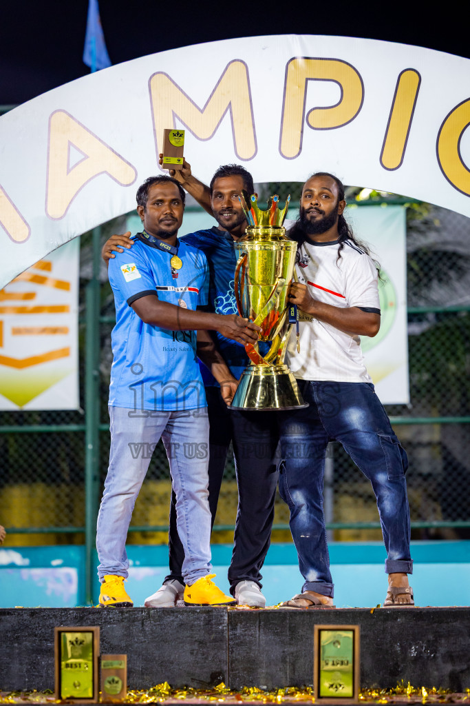 Ifhaams vs Dee Cee Jay SC in Final of Laamehi Dhiggaru Ekuveri Futsal Challenge 2025 was held on Tuesday, 29th July 2025, at Dhiggaru Futsal Ground, Dhiggaru, Maldives Photos: Nausham Waheed  / images.mv