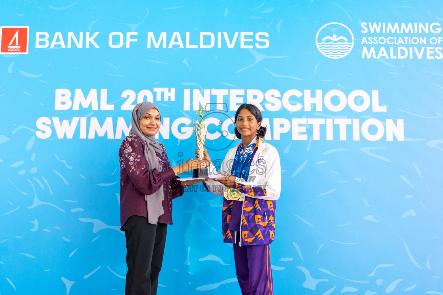 Closing ceremony of BML 20th Inter-School Swimming Competition was held in Hulhumale' Swimming Complex on Saturday, 19th October 2024. 
Photos: Ismail Thoriq