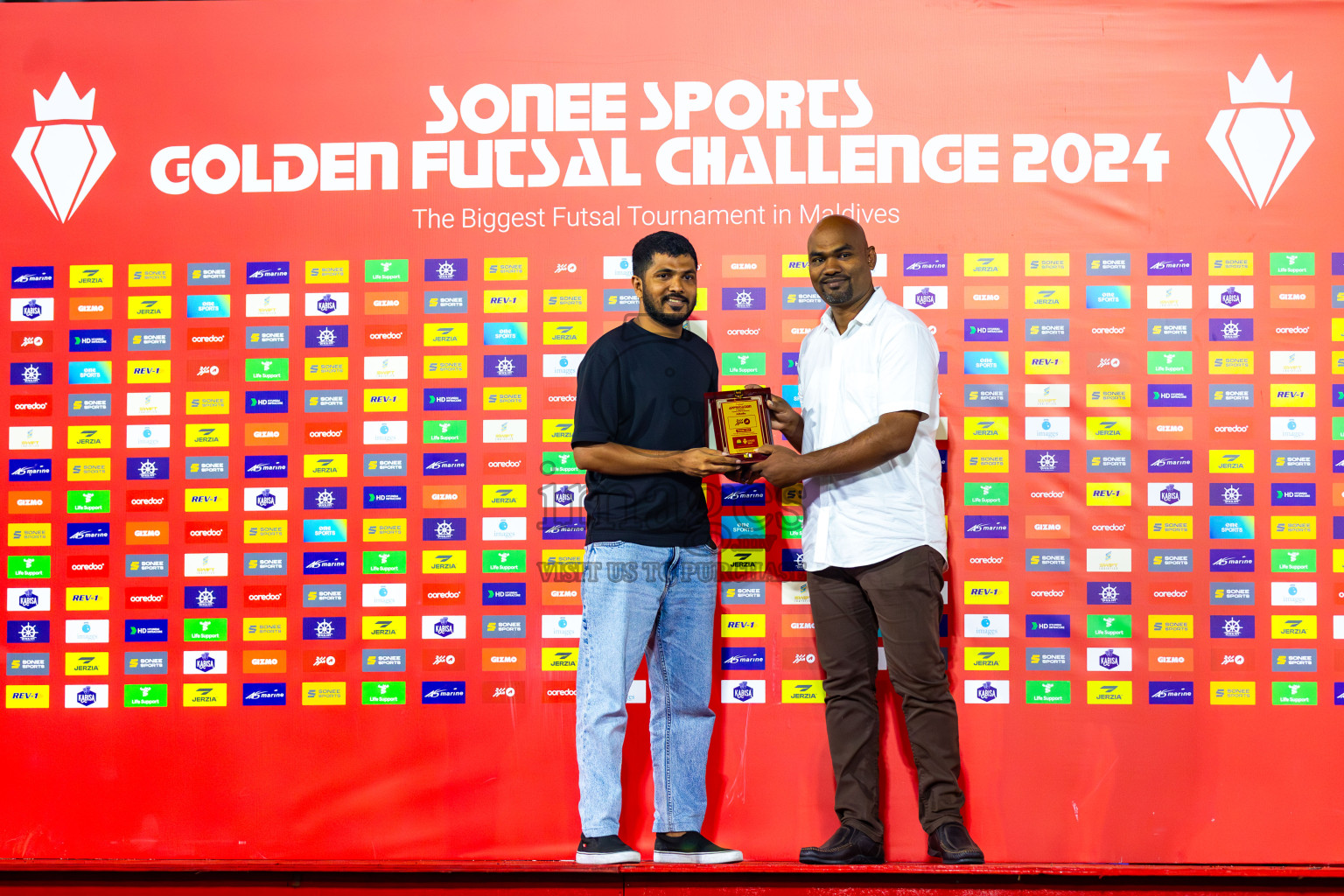 L. Gan VS B. Eydhafushi in the Finals of Golden Futsal Challenge 2024 which was held on Thursday, 7th March 2024, in Hulhumale', Maldives. 
Photos: Hassan Simah / images.mv